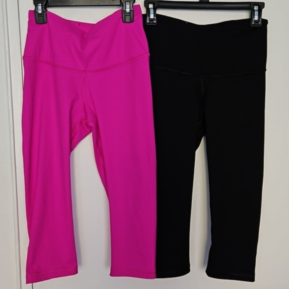 Victoria Secret Capri Leggings Bundle of 2